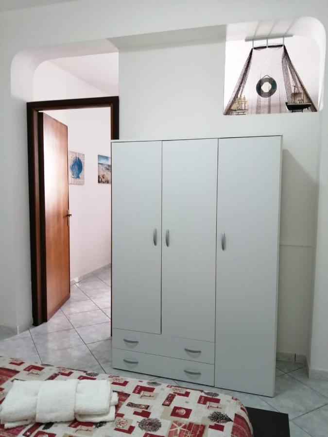 Casa Amaranto Apartment แตร์ราซีนี ภายนอก รูปภาพ
