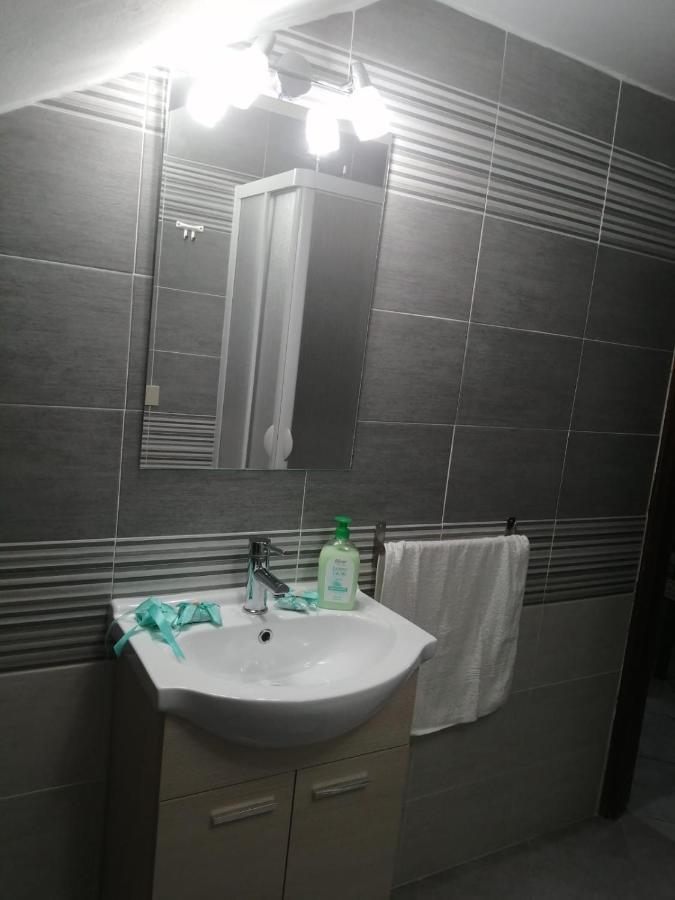 Casa Amaranto Apartment แตร์ราซีนี ภายนอก รูปภาพ